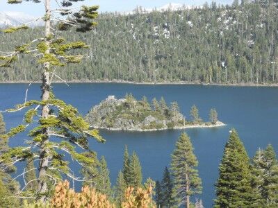 View of Fannette Island in Emerald Bay from the Vikingsholm trail
