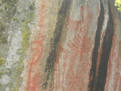 Indian pictographs on Hospital Rock at Sequoia National Park