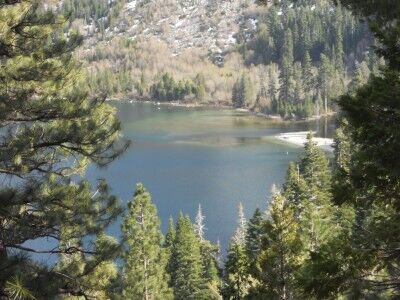 The wonderful colors of Emerald Bay 