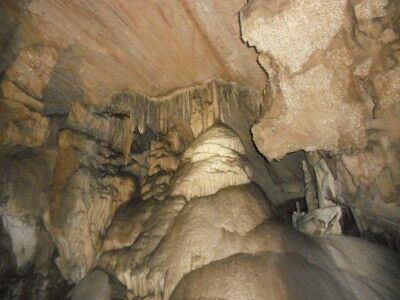 Dome Room in Crystal Cave at Sequoia National Park