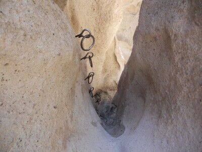 Climbing rings at Hole in the Wall at Mojave