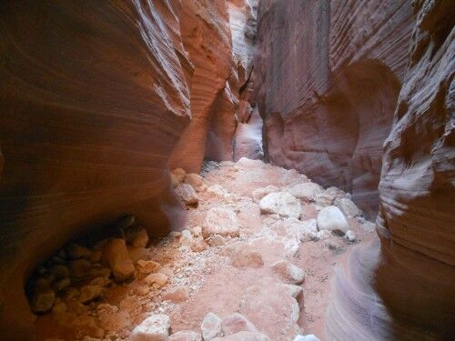 slot canyon rocks