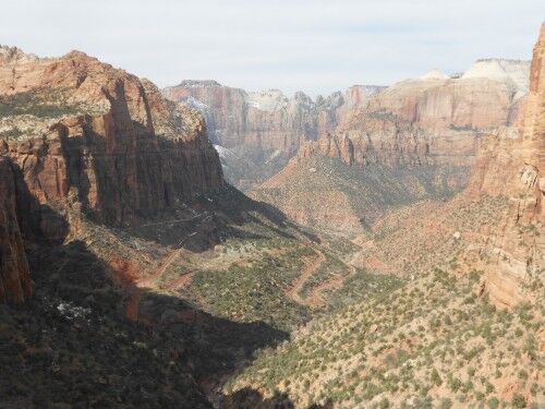 canyon overlook trail zion valley