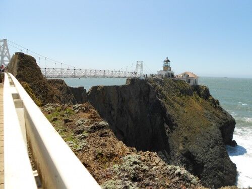 new point bonita lighthouse bridge