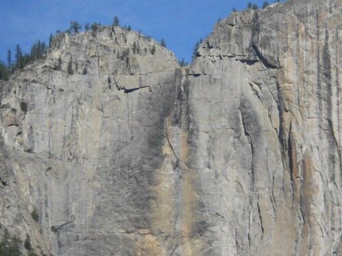 Yosemite Upper falls not flowing